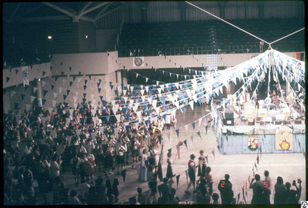 1982 10 02 Oktoberfest 02.jpg